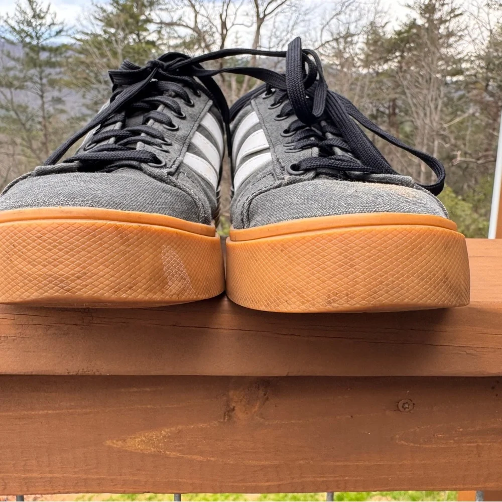 Adidas Daily Sneakers Gray Gum Sole Mens 7 EU 40